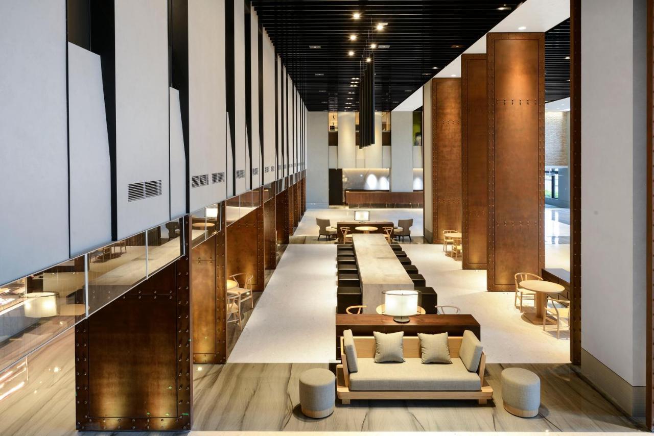 Evergreen Palace Hotel Chiayi Taibao Bagian luar foto The lounge at the airport