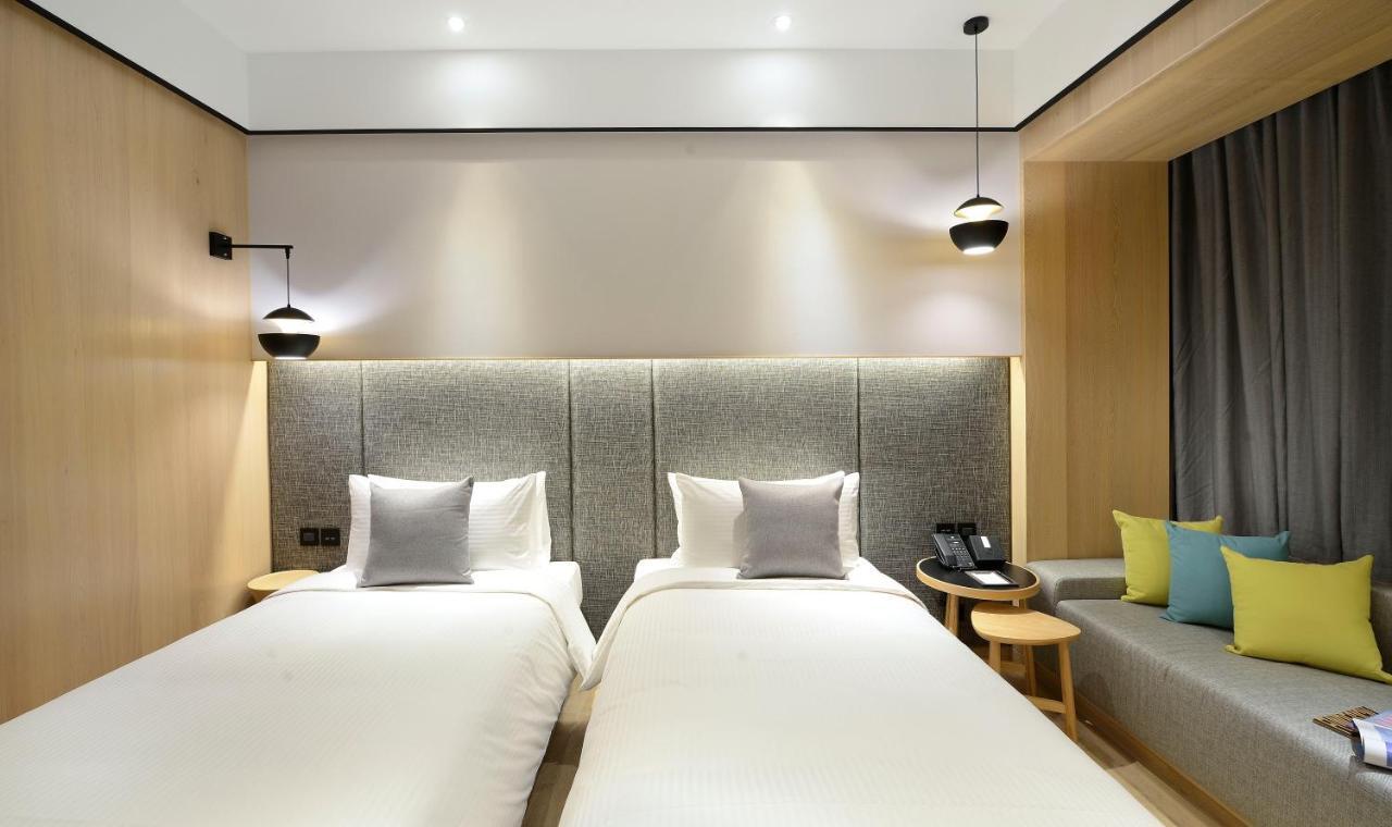 Evergreen Palace Hotel Chiayi Taibao Bagian luar foto